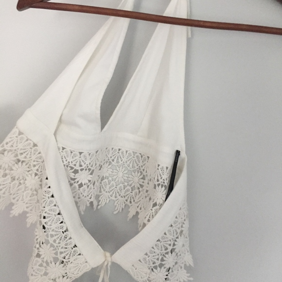 Forever 21 Tops - Forever 21 | NWT Halter Crop Top